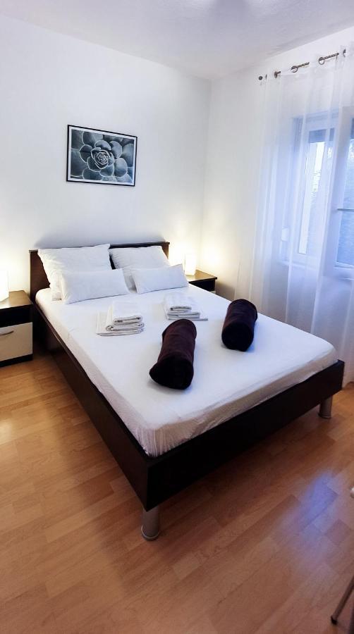 Radenka Zafron Apartment Vodice Eksteriør bilde