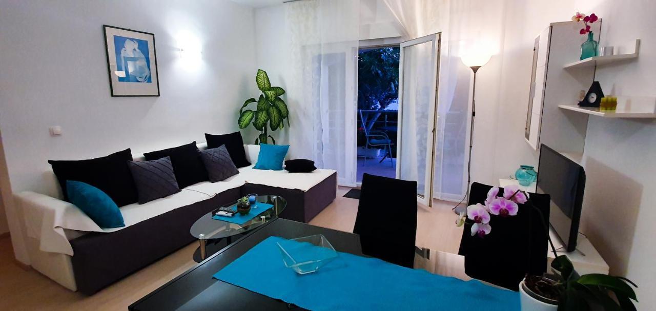 Radenka Zafron Apartment Vodice Eksteriør bilde