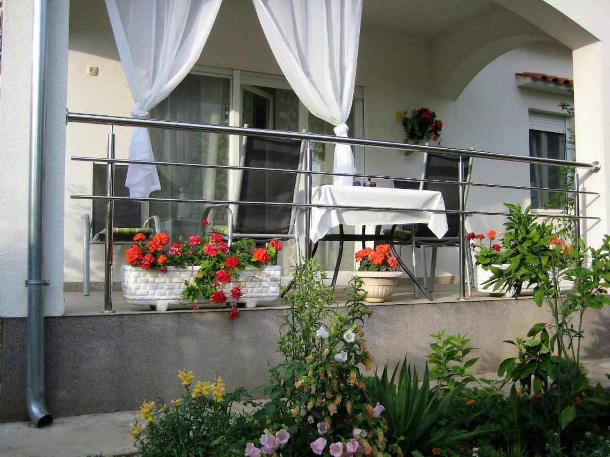 Radenka Zafron Apartment Vodice Eksteriør bilde