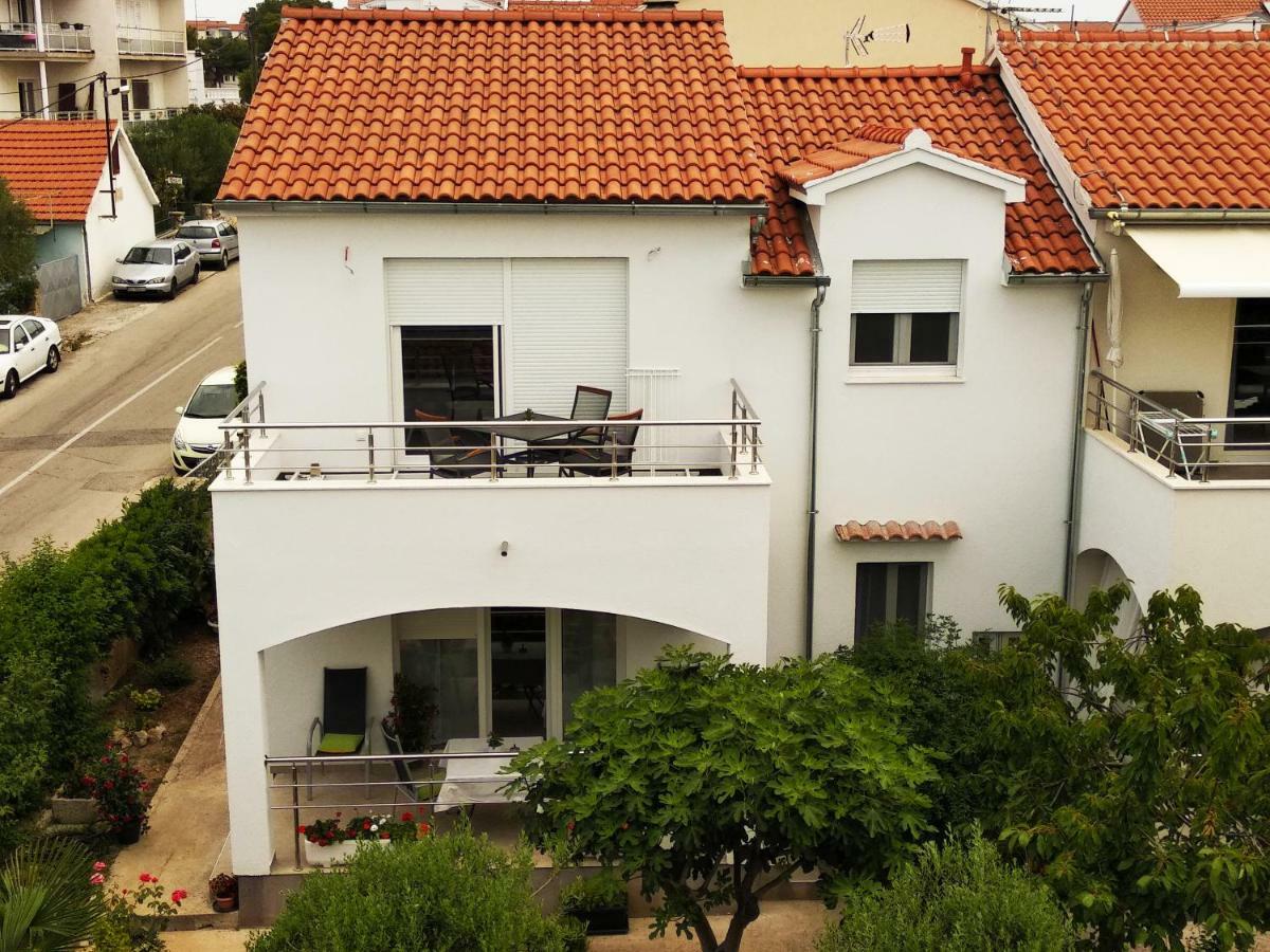 Radenka Zafron Apartment Vodice Eksteriør bilde